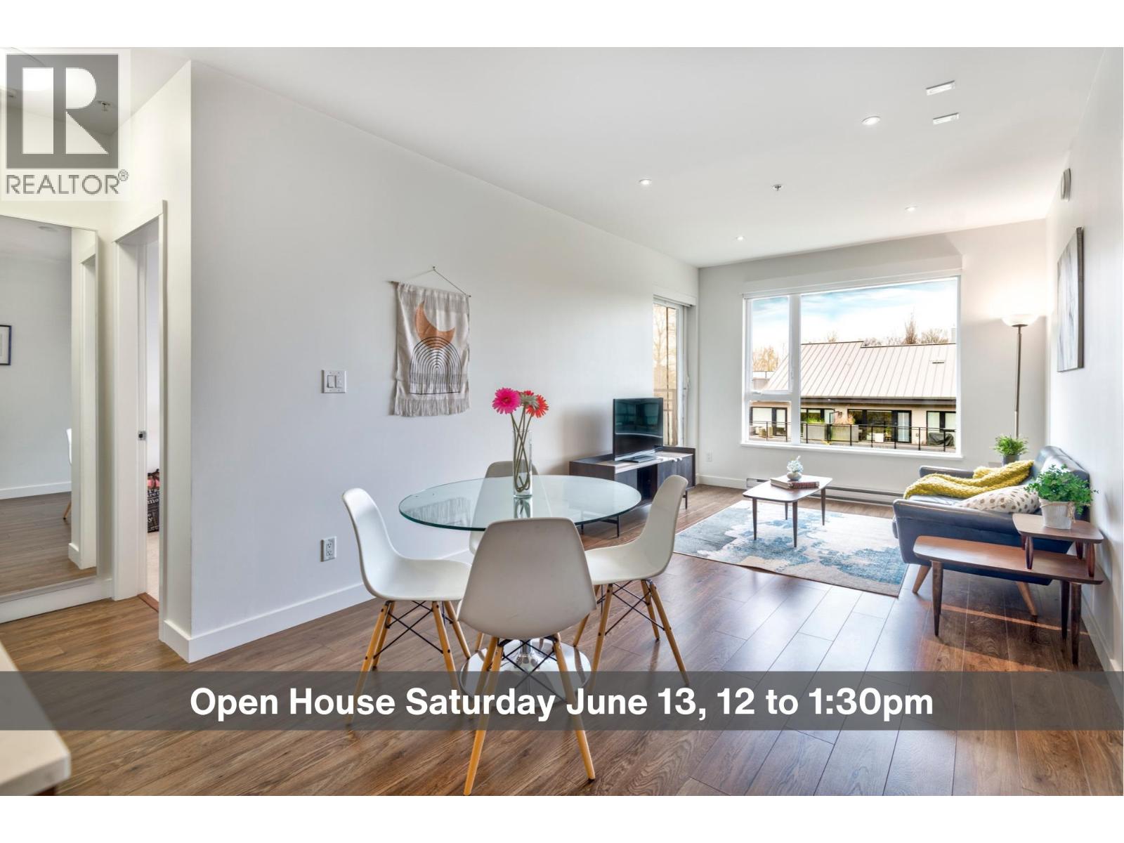 402 1061 MARINE DRIVE
