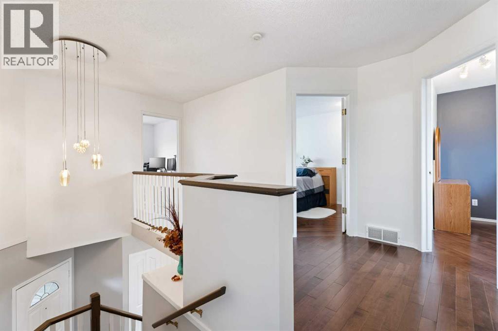 191 Edgebrook Rise Nw, Calgary, Alberta  T3A 5J6 - Photo 18 - A2318349