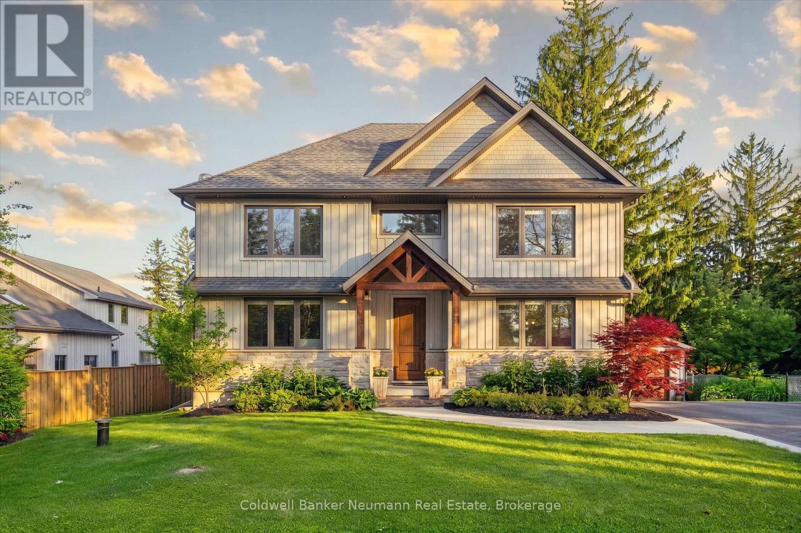 839 WATSON STREET S, Puslinch, Ontario