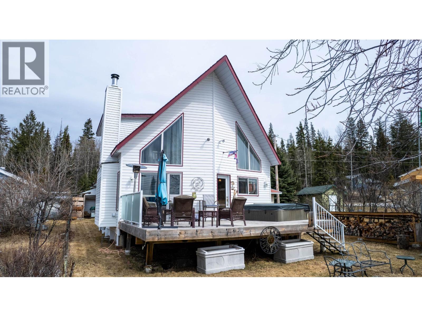 50465 Lakes Road, Cluculz Lake, British Columbia  V0J 3A3 - Photo 1 - R3134103