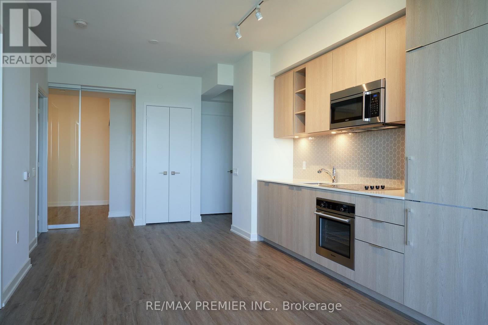 2307 - 50 Ordnance Street, Toronto, Ontario  M6K 0C9 - Photo 2 - C13421584