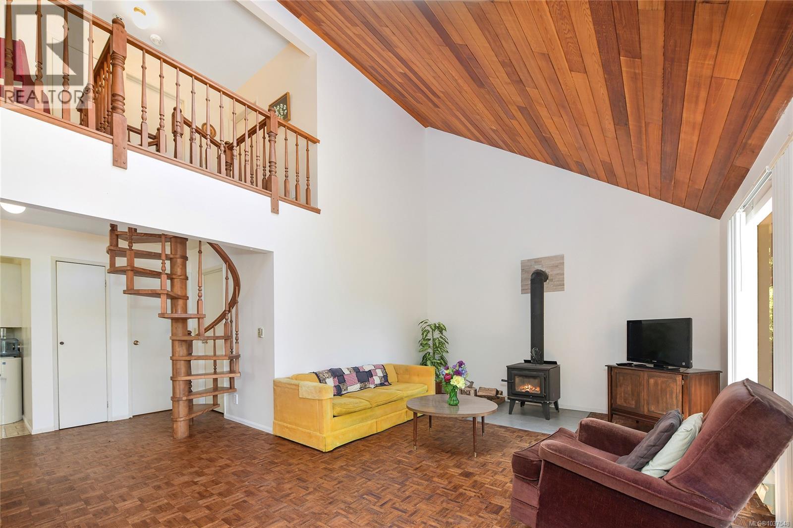 177 Spinnaker Dr, Mayne Island, British Columbia