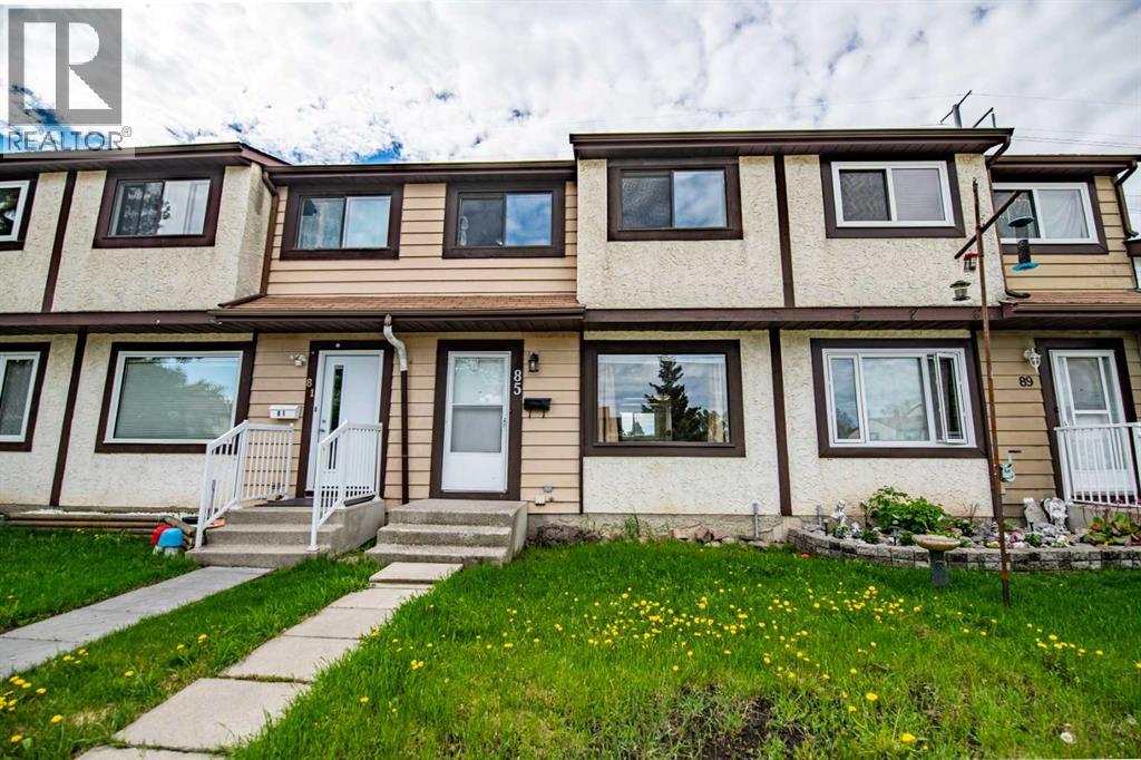 85 Baile Close, Red Deer, Alberta  T4R 1R5 - Photo 1 - A2319434