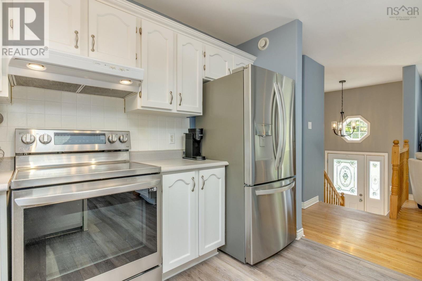 18 Weaver Court, Hammonds Plains, Nova Scotia  B3Z 1K9 - Photo 11 - 202613731