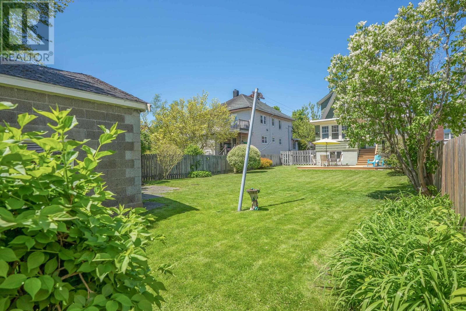 6076 Shirley Street, Halifax, Nova Scotia  B3H 2M8 - Photo 35 - 202613800