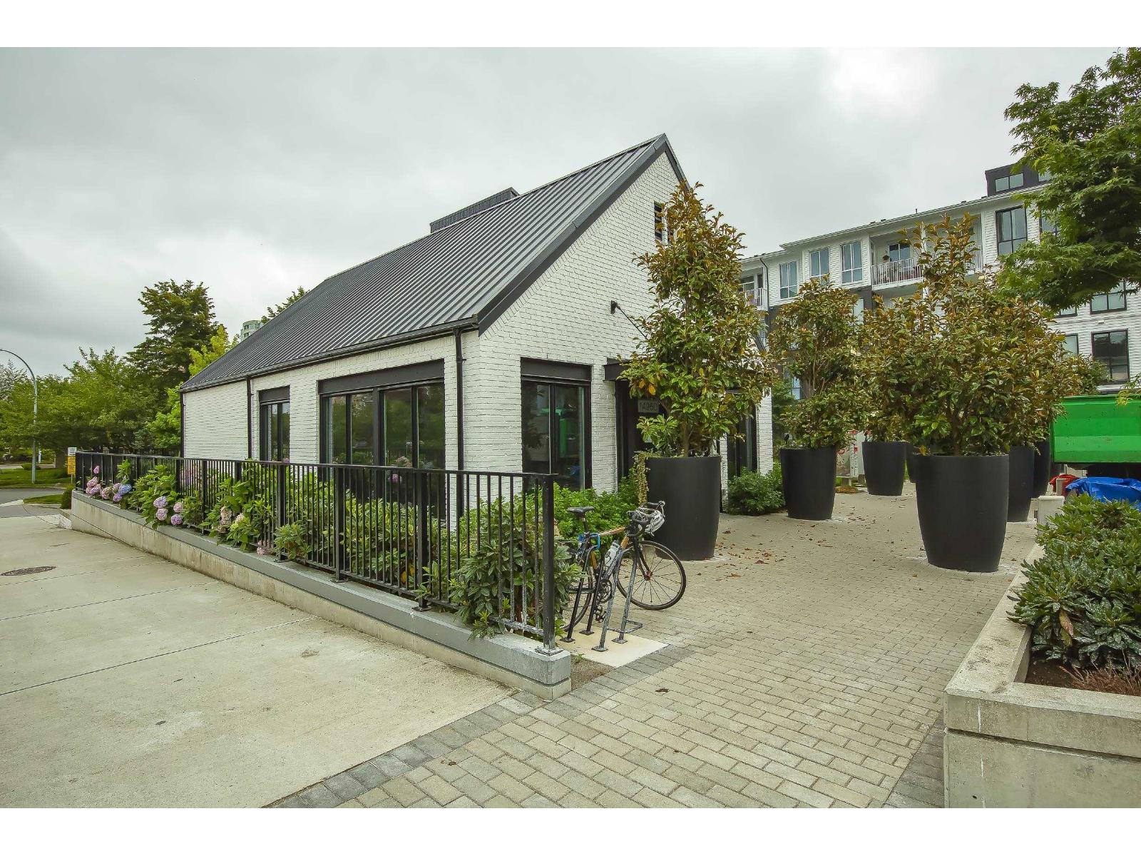 Listing image 14