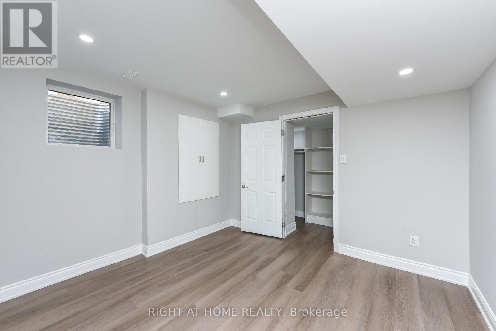 82 Elmcrest Drive, Brampton, Ontario  L6Y 5Z1 - Photo 18 - W13421506