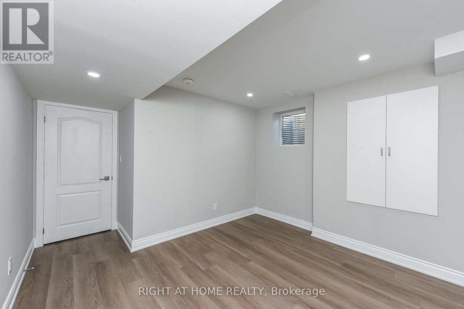 82 Elmcrest Drive, Brampton, Ontario  L6Y 5Z1 - Photo 19 - W13421506