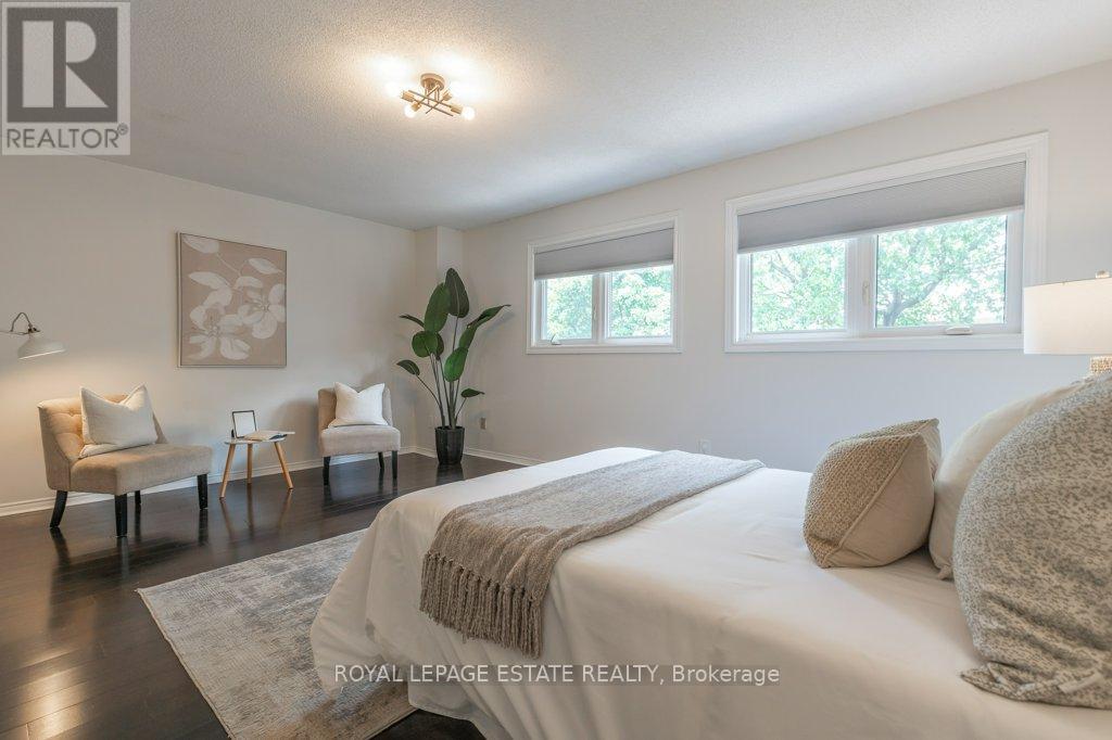 539 Galaxy Court, Mississauga, Ontario  L5R 2R4 - Photo 23 - W13421554