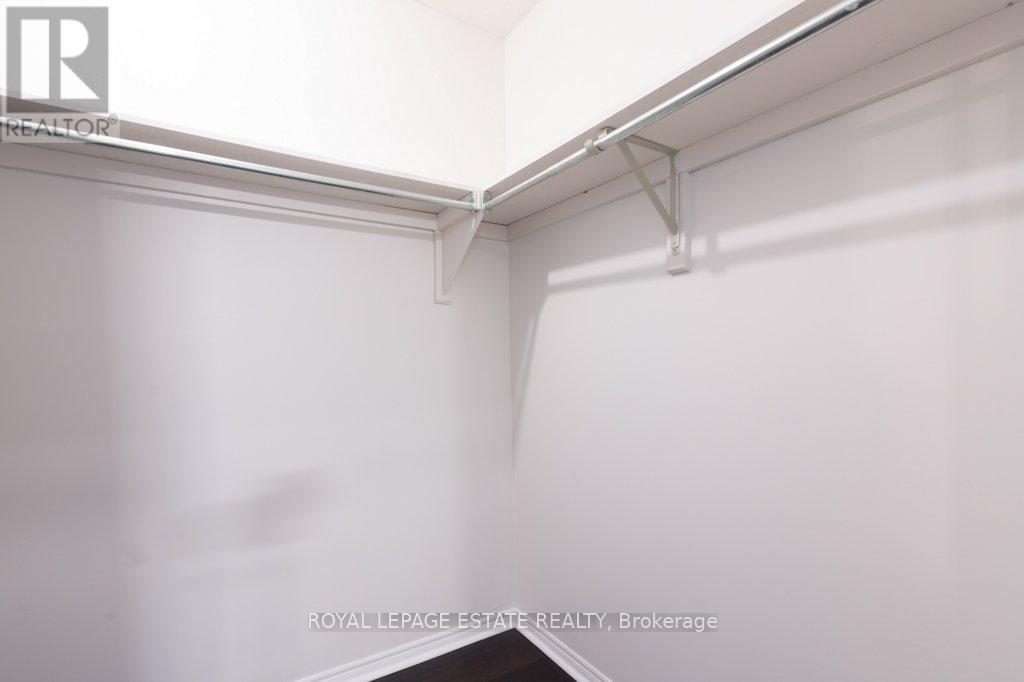 539 Galaxy Court, Mississauga, Ontario  L5R 2R4 - Photo 25 - W13421554
