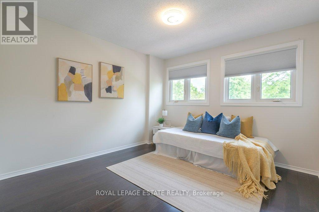 539 Galaxy Court, Mississauga, Ontario  L5R 2R4 - Photo 26 - W13421554