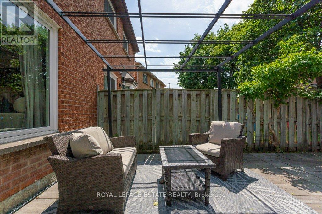 539 Galaxy Court, Mississauga, Ontario  L5R 2R4 - Photo 44 - W13421554