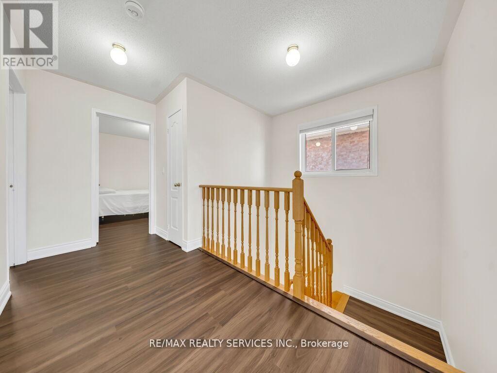 15 Lockburn Crescent, Brampton, Ontario  L7A 3W7 - Photo 16 - W13421556
