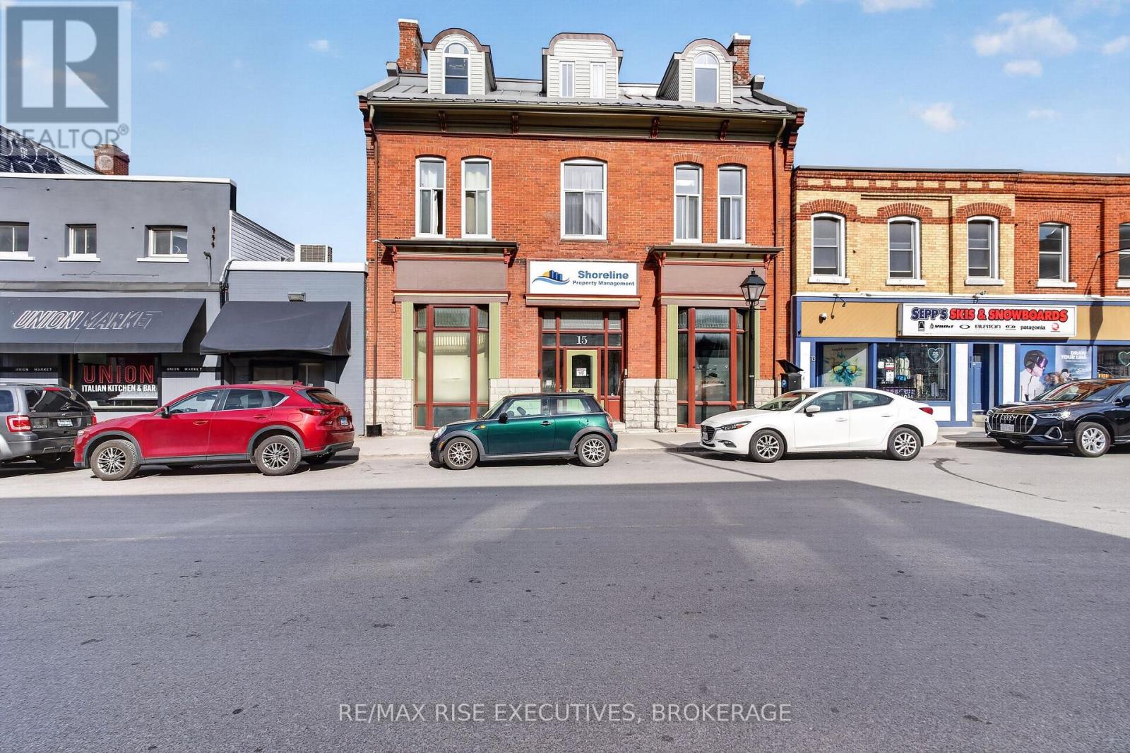 15 Montreal Street, Kingston, Ontario  K7L 3G7 - Photo 1 - X13421888
