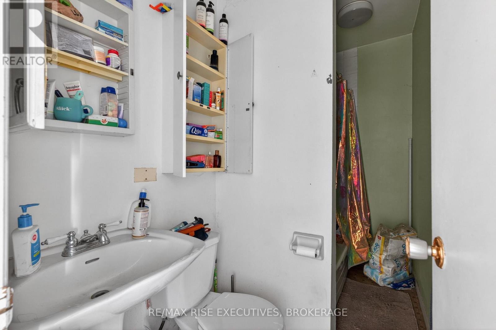 15 Montreal Street, Kingston, Ontario  K7L 3G7 - Photo 13 - X13421888