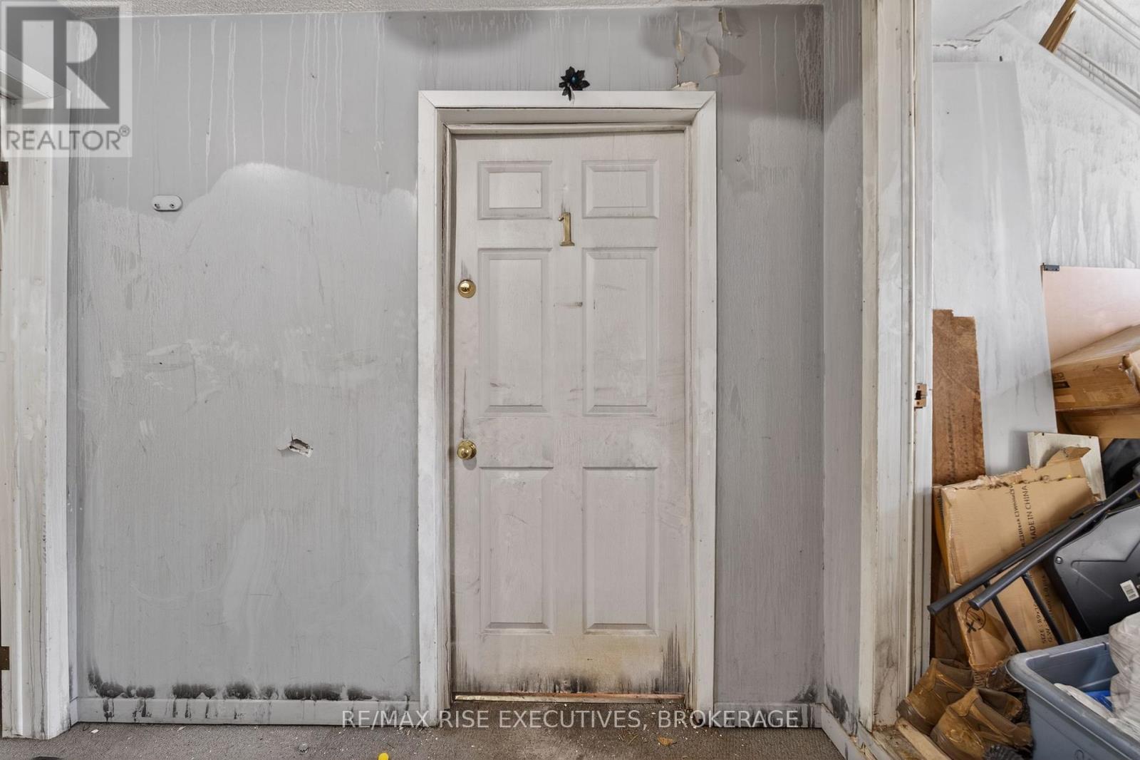 15 Montreal Street, Kingston, Ontario  K7L 3G7 - Photo 2 - X13421888
