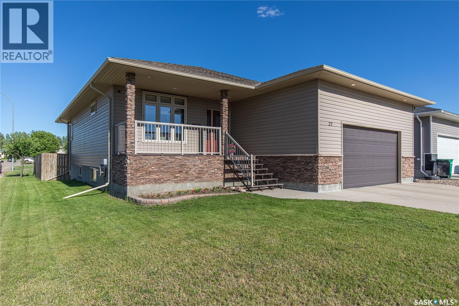 27 Belmont Crescent, Moose Jaw, Saskatchewan  S6K 1C5 - Photo 2 - SK038778
