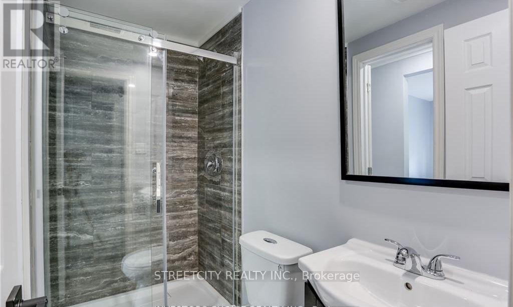 Upper - 1337 Victoria Drive, London East, Ontario  N5Y 4E7 - Photo 12 - X13421792