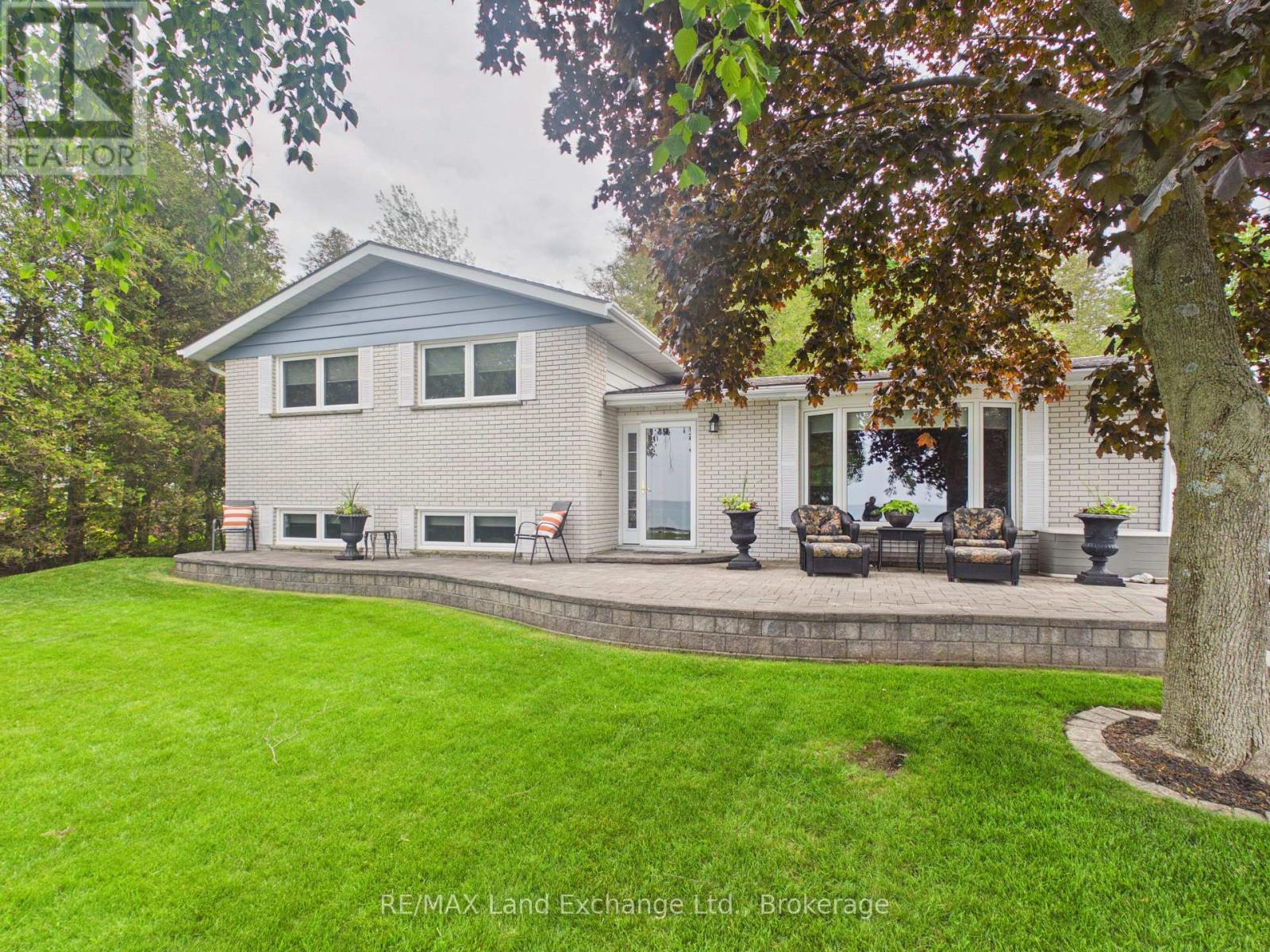 167 Goderich Street, Kincardine, Ontario  N2Z 2K6 - Photo 2 - X12986424