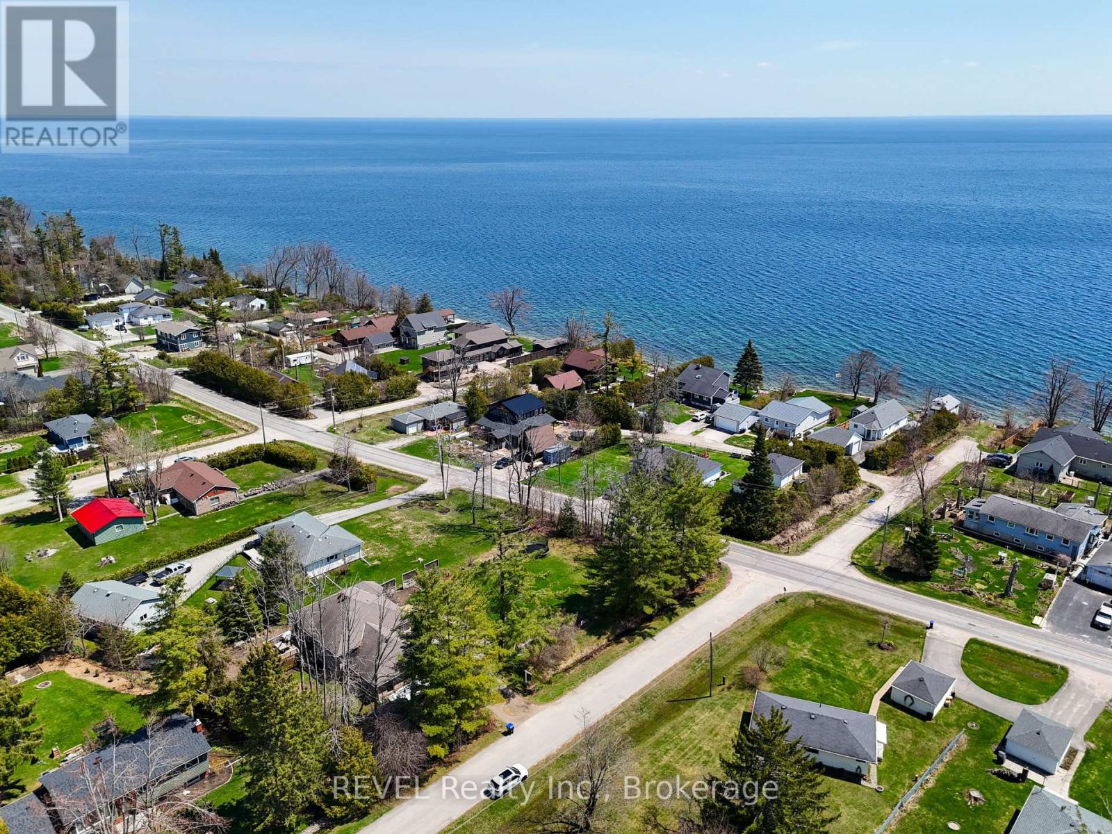 5 Barbara Avenue, Oro-Medonte, Ontario  L0L 2E0 - Photo 15 - S13421682