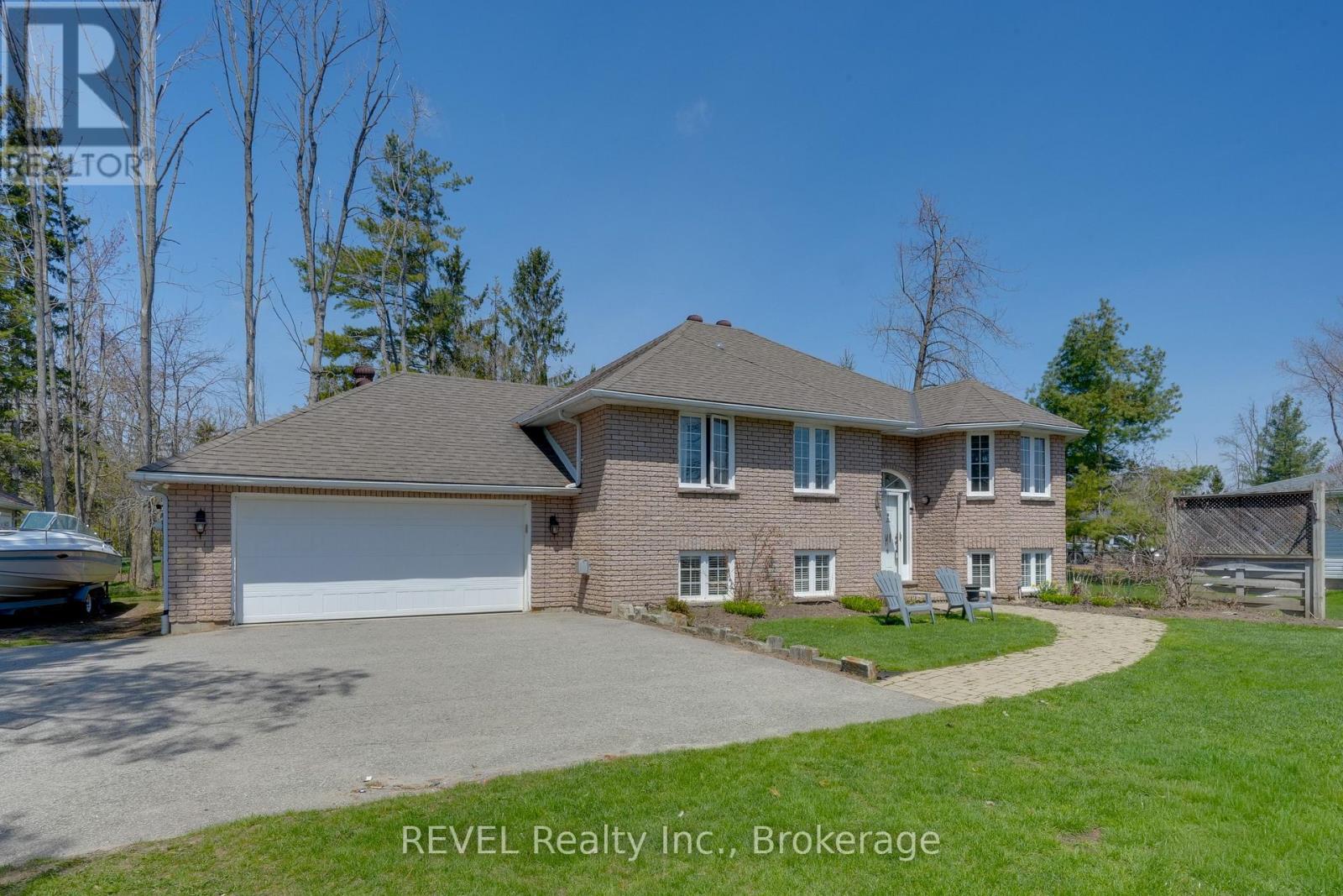 5 Barbara Avenue, Oro-Medonte, Ontario  L0L 2E0 - Photo 2 - S13421682