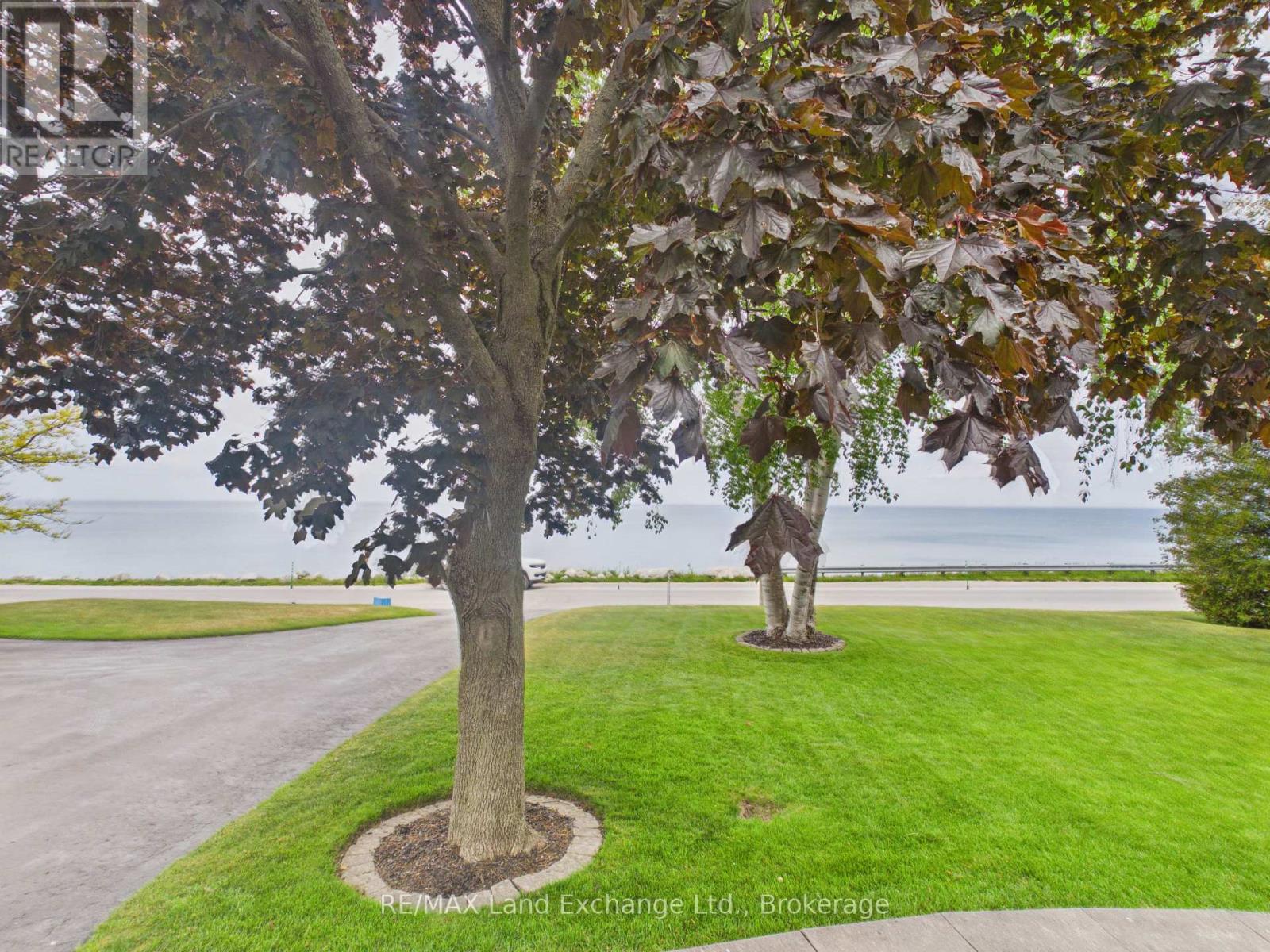167 Goderich Street, Kincardine, Ontario  N2Z 2K6 - Photo 5 - X12986424