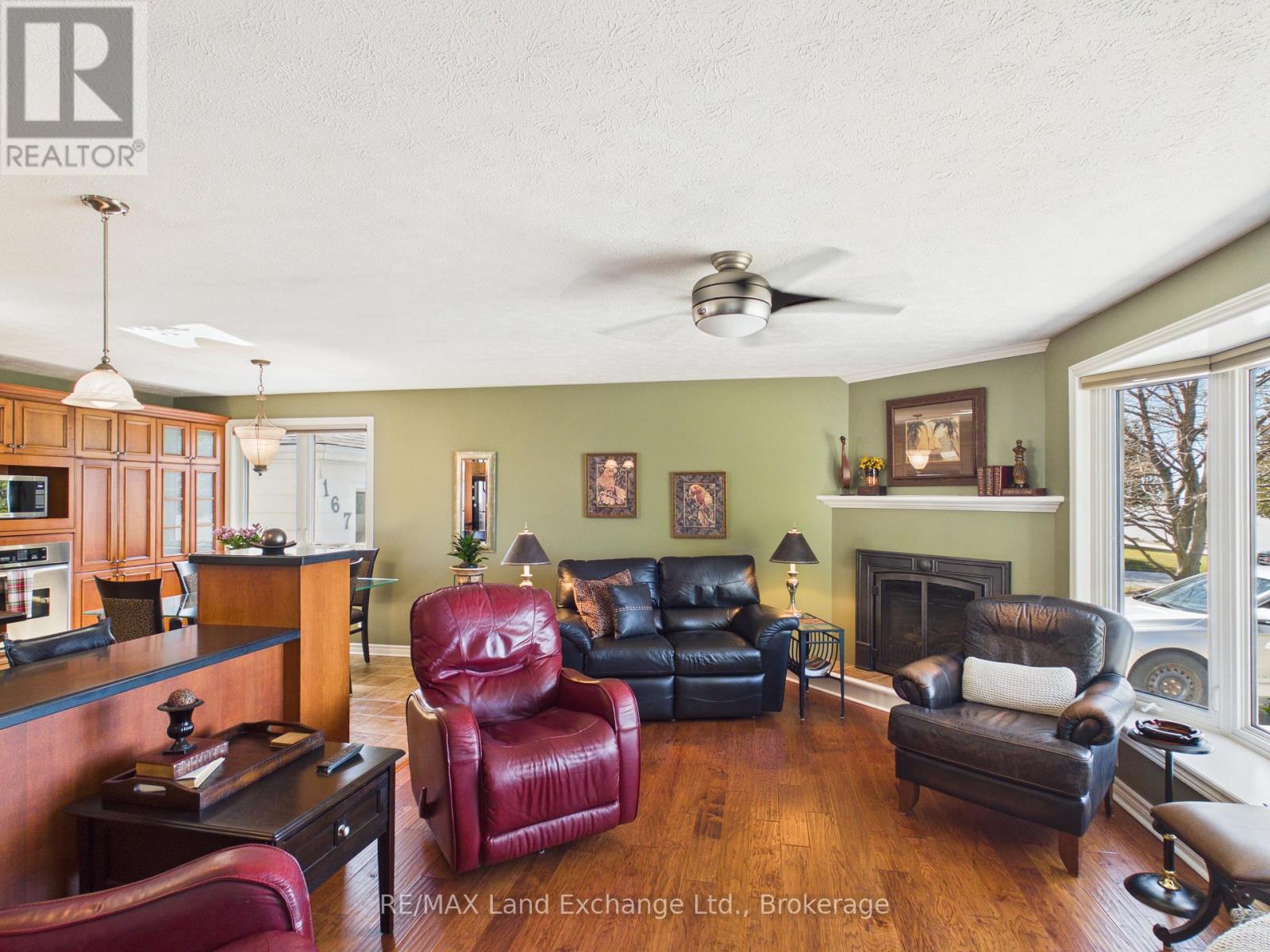 167 Goderich Street, Kincardine, Ontario  N2Z 2K6 - Photo 8 - X12986424