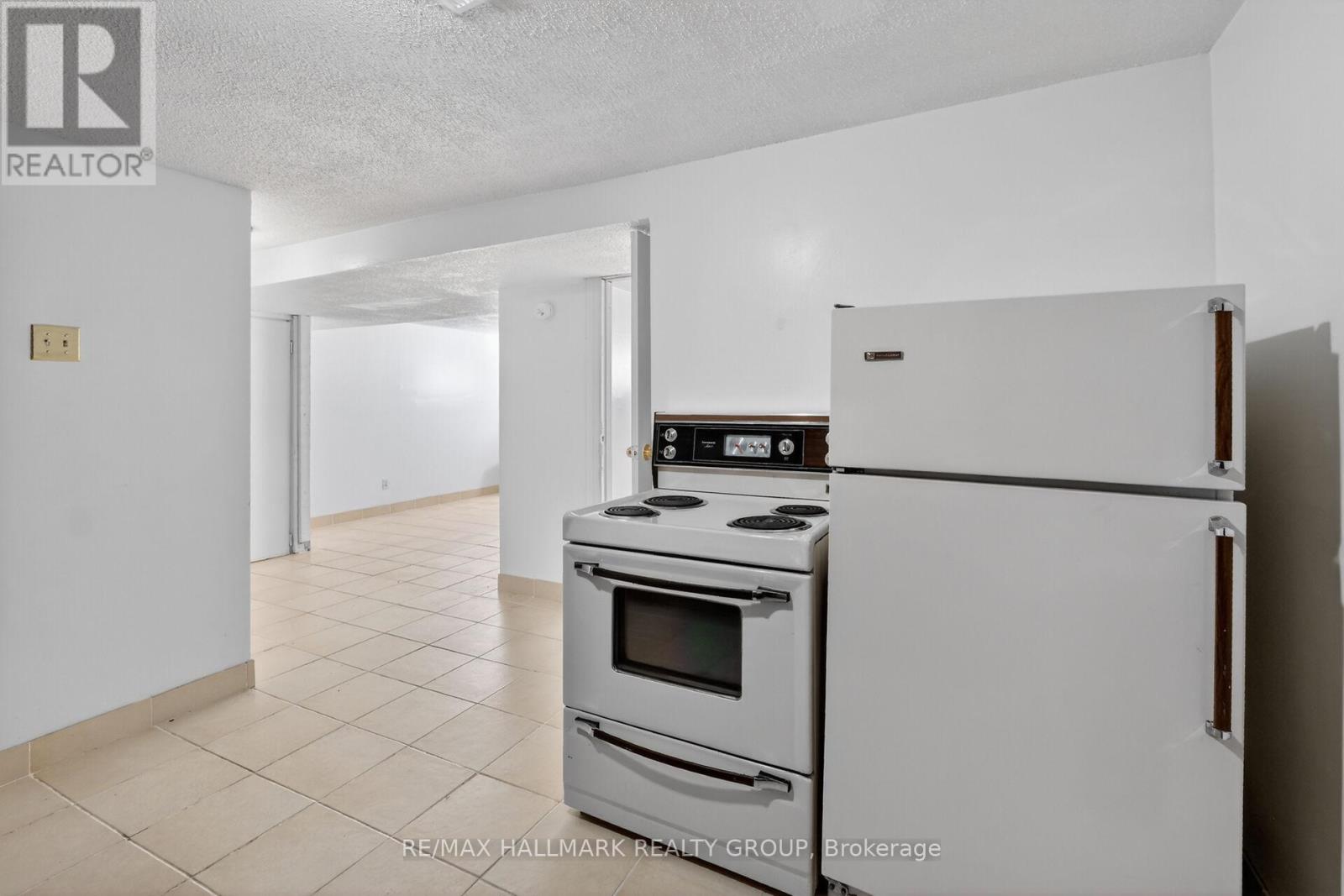1412 Maxime Street, Ottawa, Ontario  K1B 3L1 - Photo 36 - X13421652
