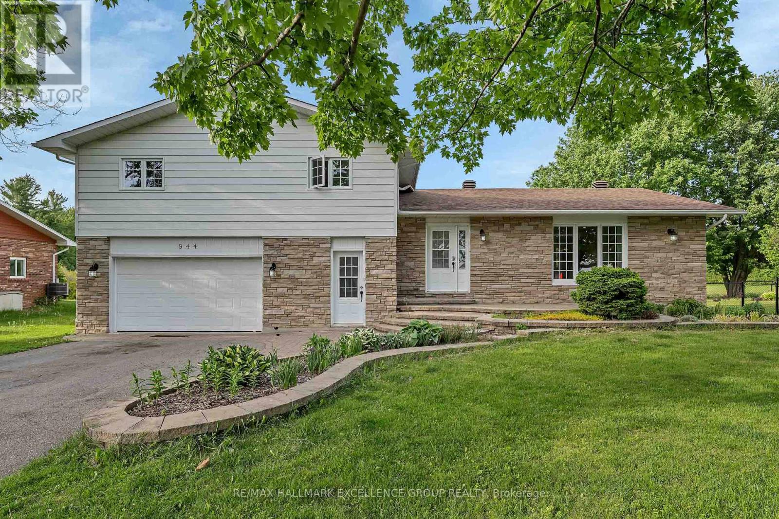 844 PRINCIPALE STREET, Casselman, Ontario