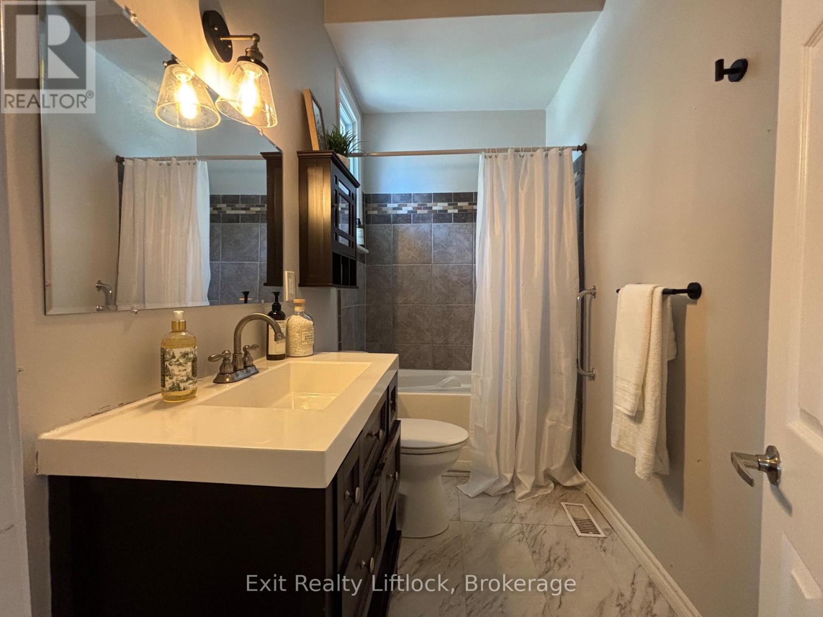 43 Toronto Road, Port Hope, Ontario  L1A 3R6 - Photo 29 - X13419926