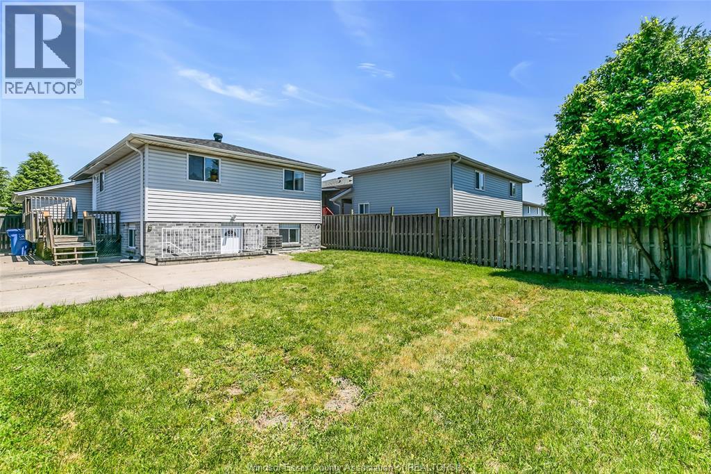 2163 Everts, Windsor, Ontario  N9B 3X6 - Photo 27 - 26013214