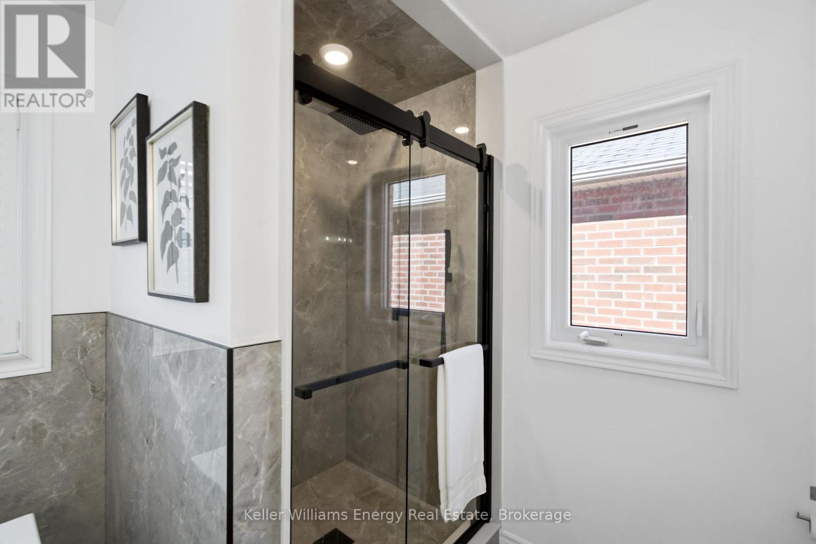223 Lyle Drive, Clarington, Ontario  L1C 0V6 - Photo 25 - E13421778