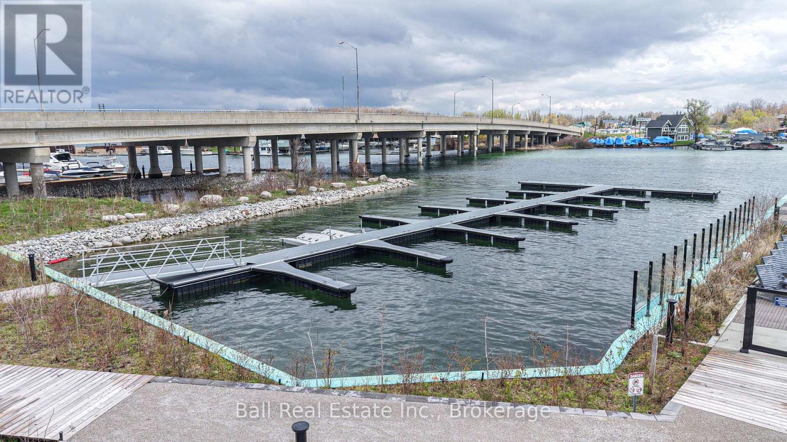 16 Mariners Pier Way, Orillia, Ontario  L3V 8P4 - Photo 26 - S13421848