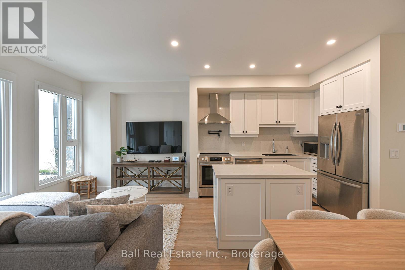 16 Mariners Pier Way, Orillia, Ontario  L3V 8P4 - Photo 9 - S13421848