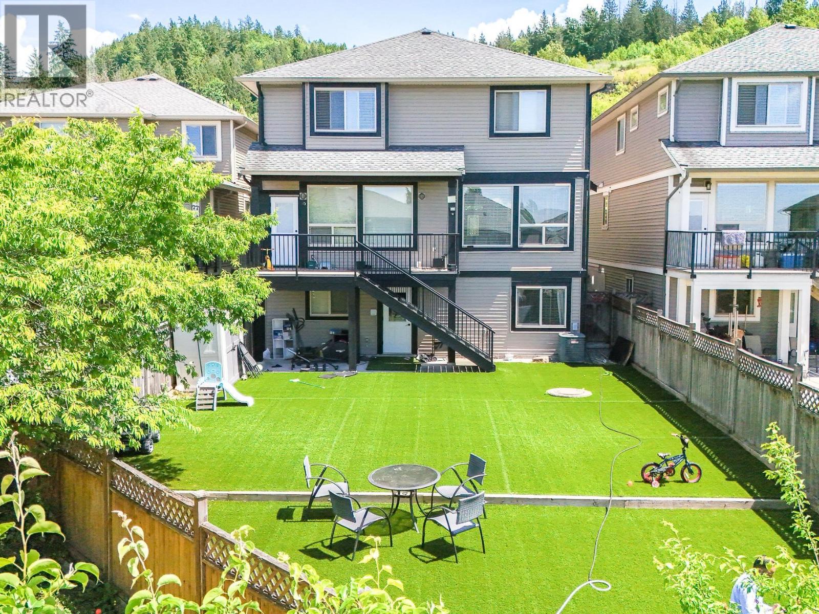 10553 248 Street, Maple Ridge, British Columbia  V2W 0G2 - Photo 2 - R3133476