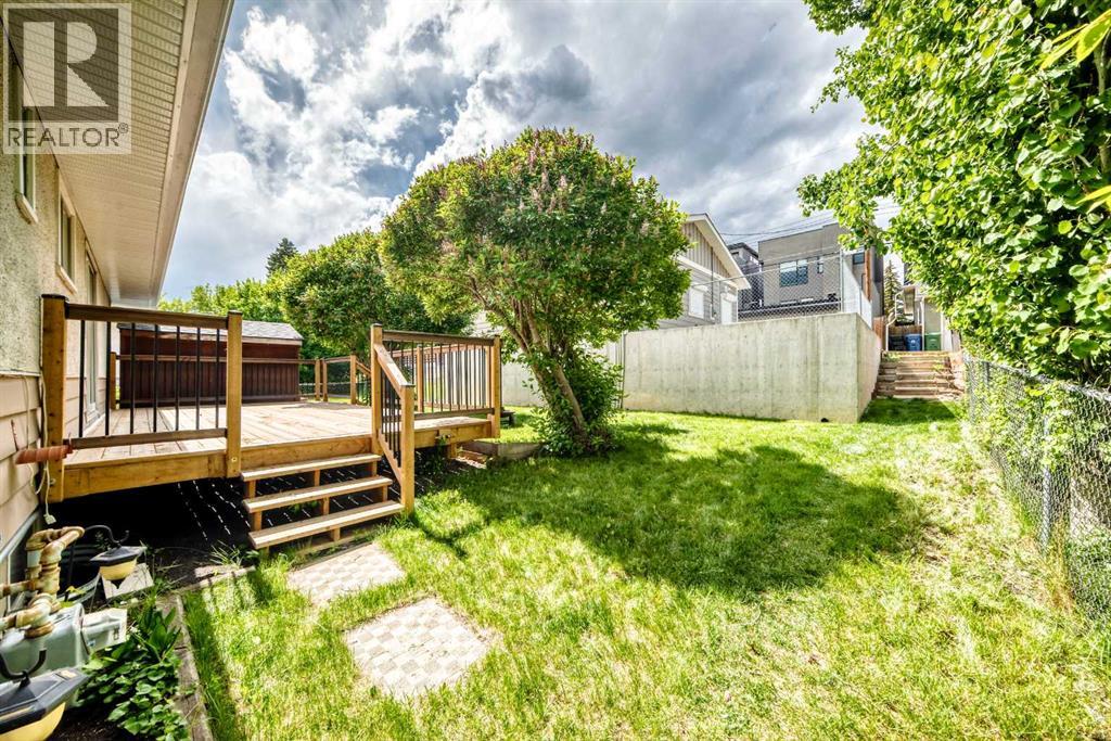 1228 Rosehill Drive NW, Calgary, Alberta  T2K 1M1 - Photo 31 - A2318980