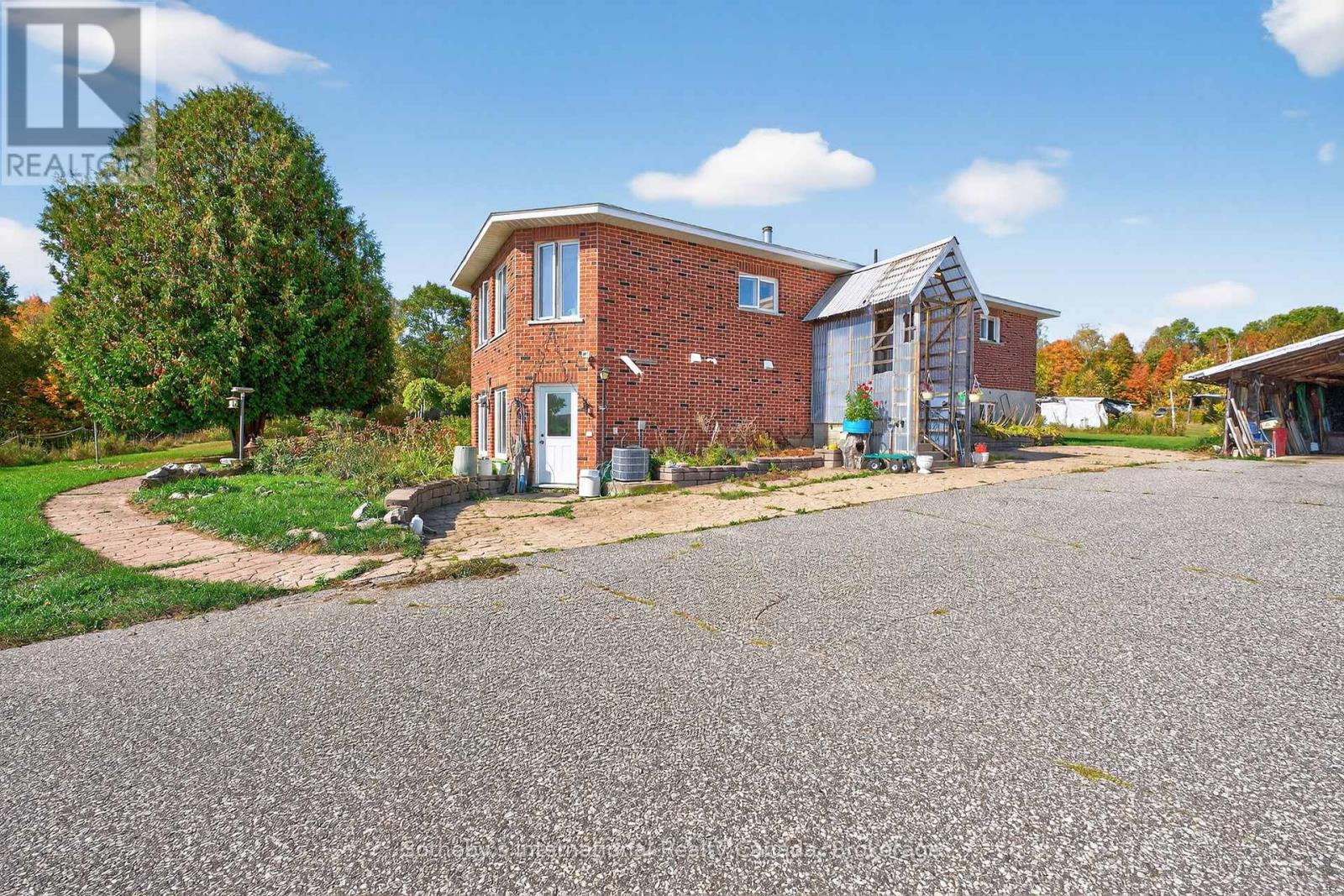 122 Mcfadden Line, Powassan, Ontario  P0H 2L0 - Photo 5 - X13421758