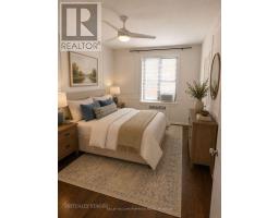 422 - 150 FARNHAM AVENUE, Toronto, Ontario