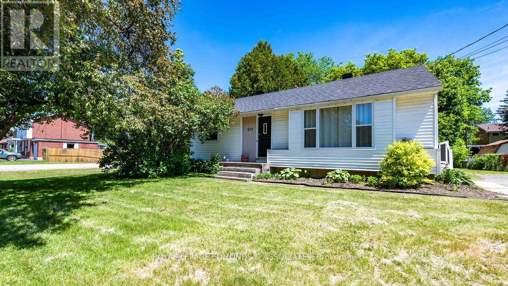 575 ELIZABETH STREET, Pembroke, Ontario