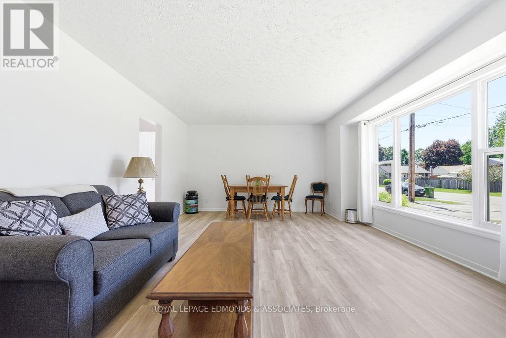 575 Elizabeth Street, Pembroke, Ontario  K8A 1W9 - Photo 17 - X13421858