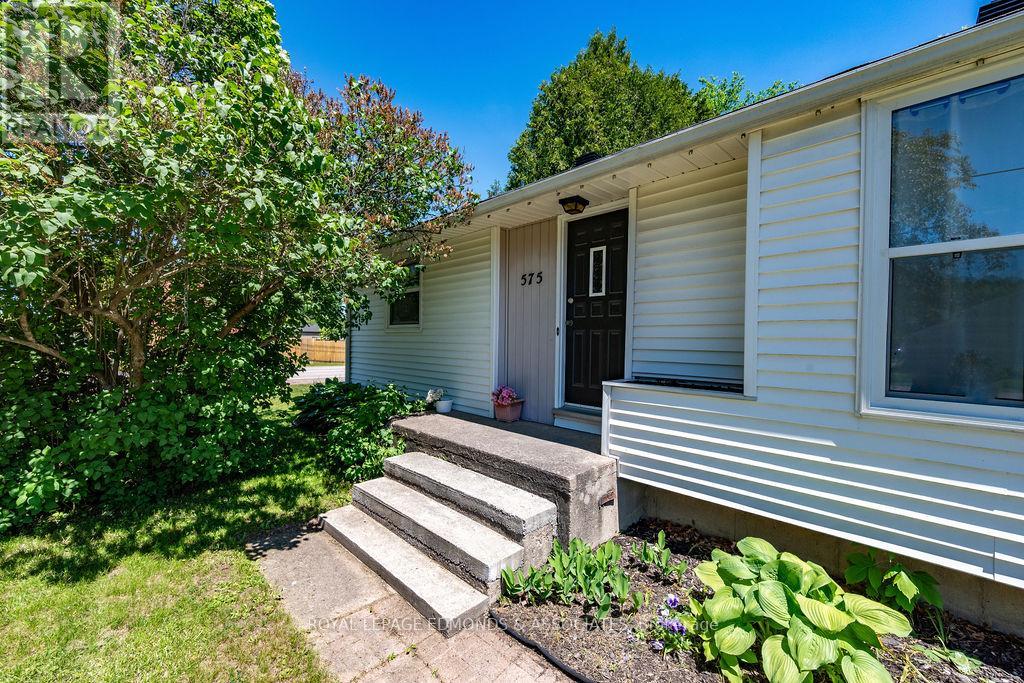 575 Elizabeth Street, Pembroke, Ontario  K8A 1W9 - Photo 2 - X13421858
