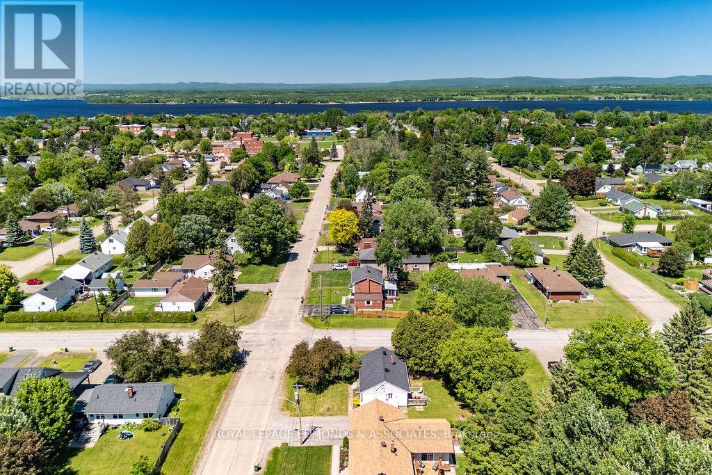 575 Elizabeth Street, Pembroke, Ontario  K8A 1W9 - Photo 43 - X13421858