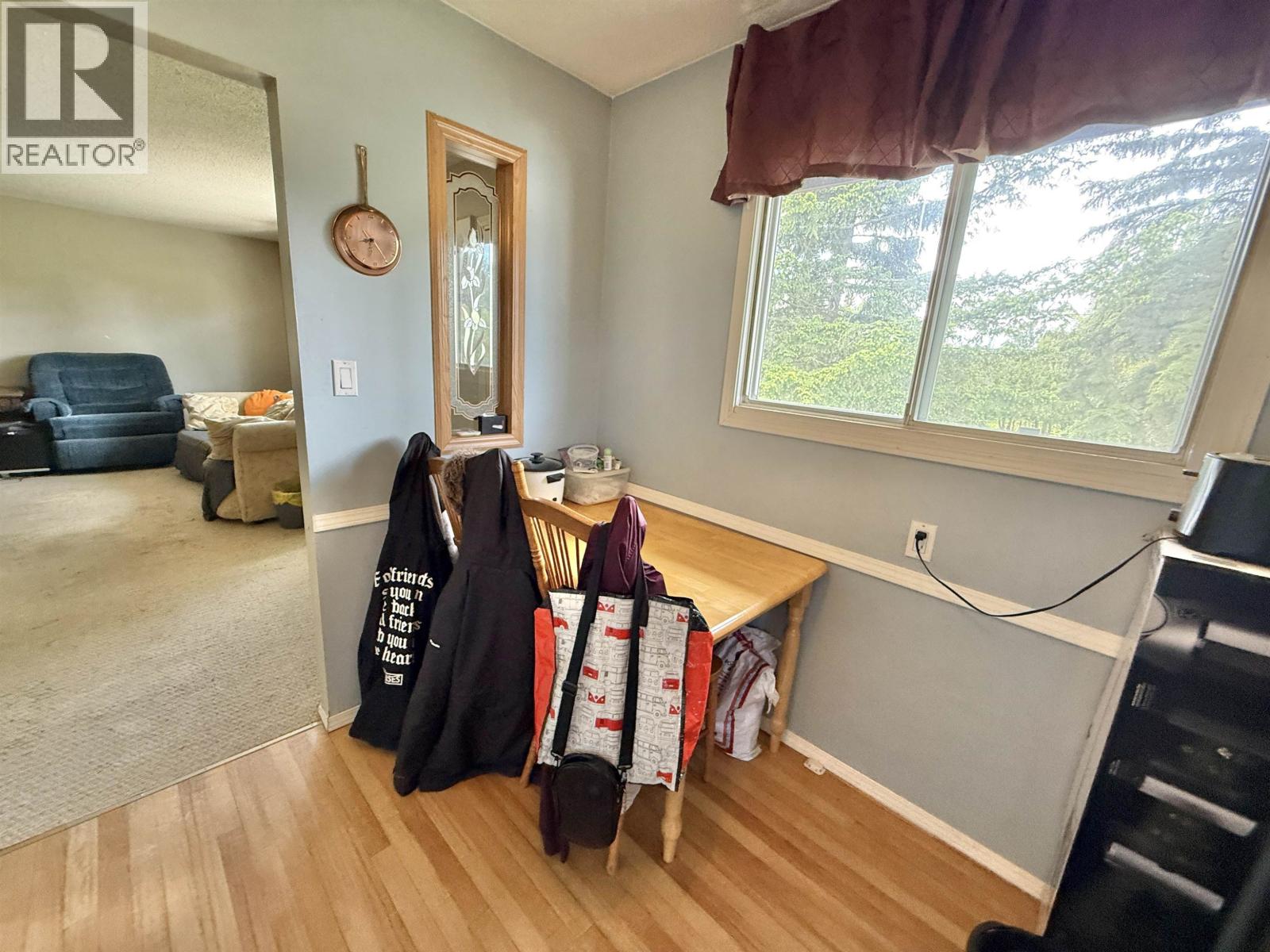 1038 Mountain Ash Road, Red Bluff / Dragon Lake, British Columbia  V2J 3V7 - Photo 14 - R3134108