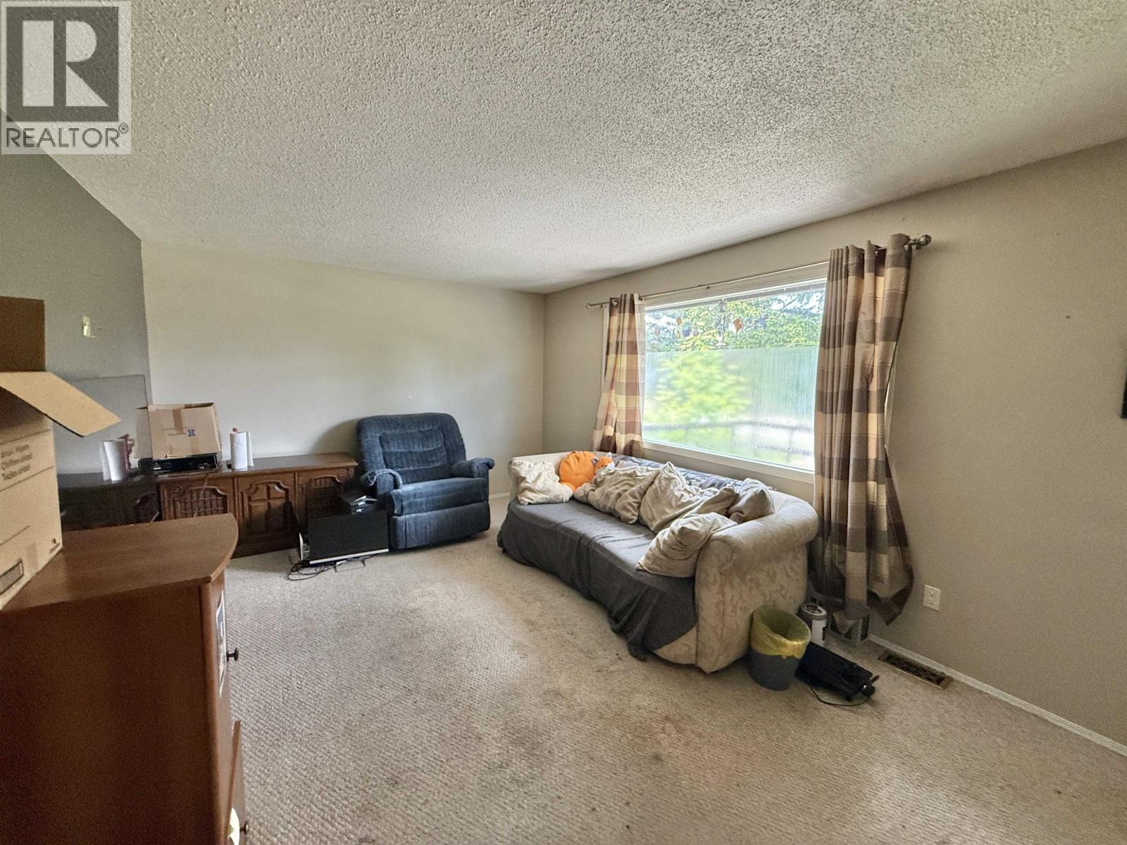 1038 Mountain Ash Road, Red Bluff / Dragon Lake, British Columbia  V2J 3V7 - Photo 17 - R3134108