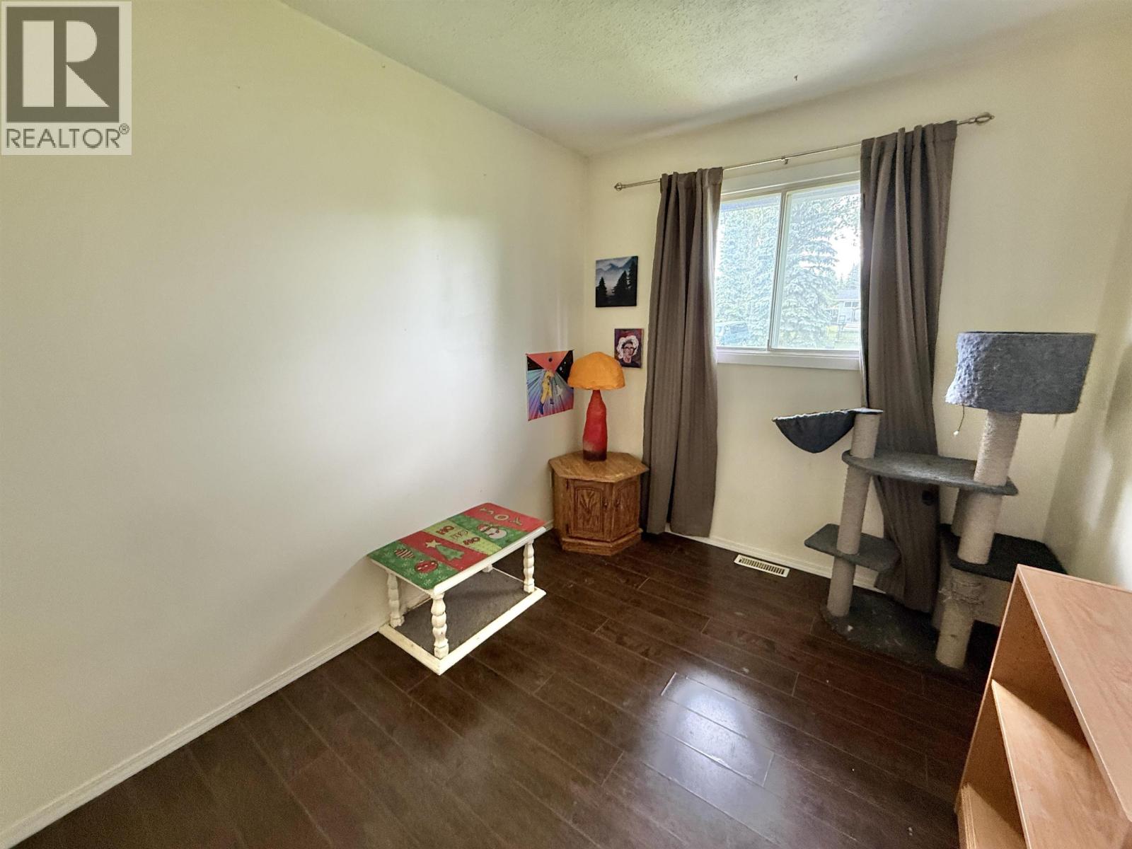 1038 Mountain Ash Road, Red Bluff / Dragon Lake, British Columbia  V2J 3V7 - Photo 24 - R3134108