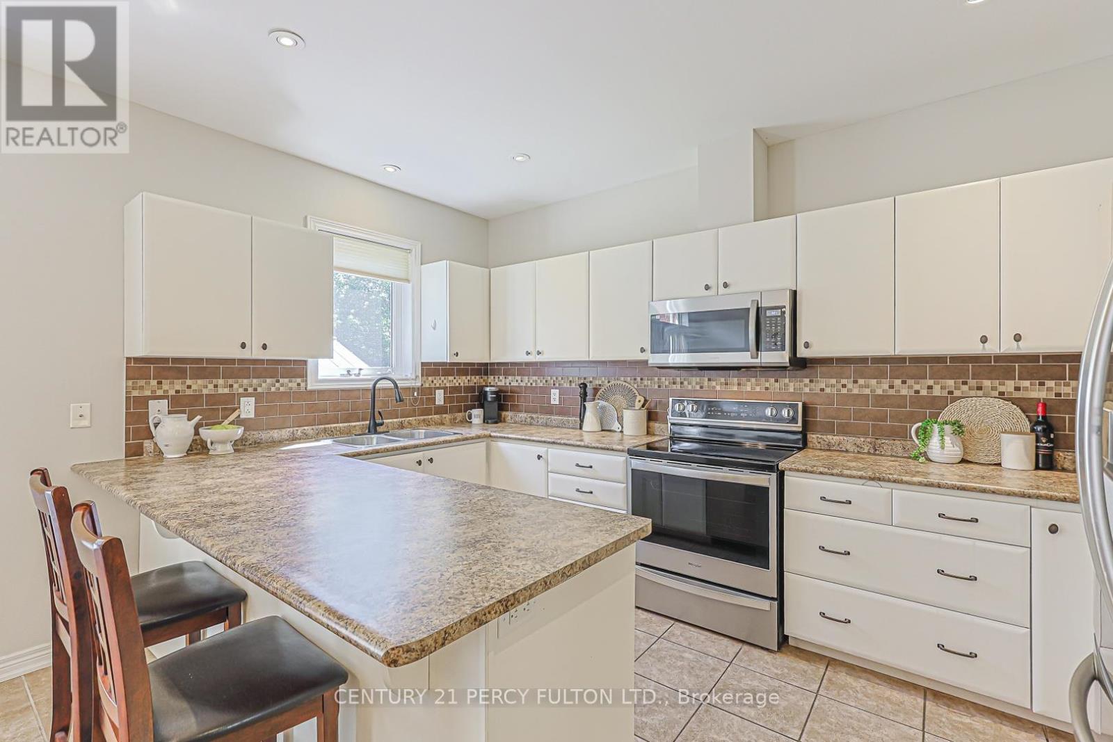 42 Arthur Case Crescent, East Gwillimbury (Mt Albert), Ontario  L0G 1M0 - Photo 17 - N13421940