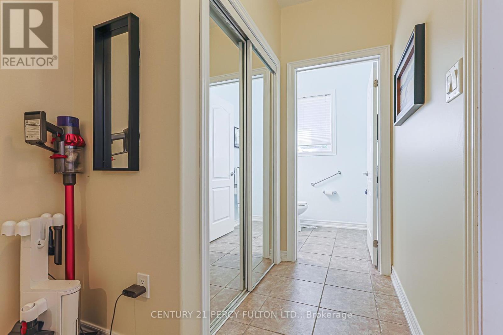 42 Arthur Case Crescent, East Gwillimbury (Mt Albert), Ontario  L0G 1M0 - Photo 24 - N13421940