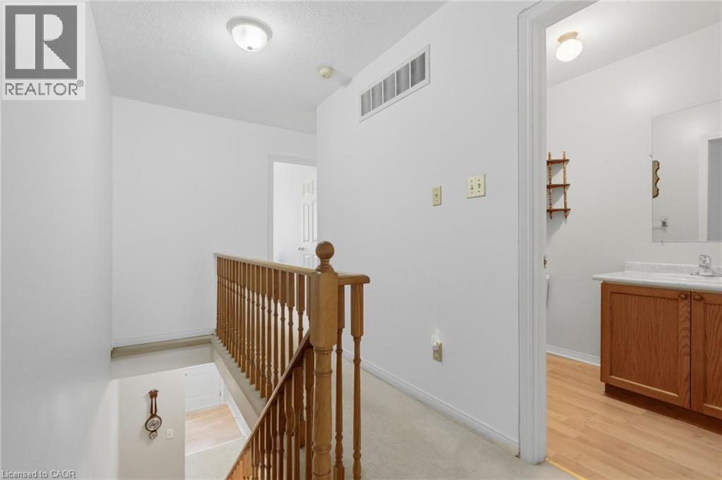 26 Moss Boulevard Unit# 49, Dundas, Ontario  L9H 6W8 - Photo 12 - 40838096