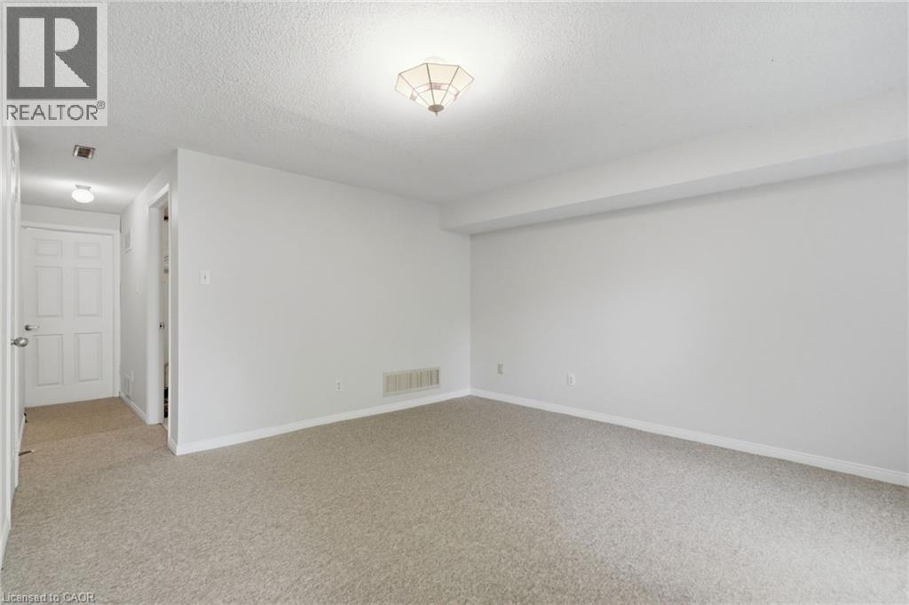 26 Moss Boulevard Unit# 49, Dundas, Ontario  L9H 6W8 - Photo 22 - 40838096