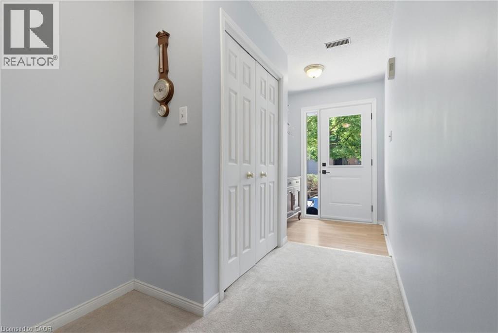 26 Moss Boulevard Unit# 49, Dundas, Ontario  L9H 6W8 - Photo 3 - 40838096